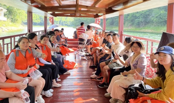 湖南駿達(dá)集團(tuán)有限公司,長沙城市交通,校車運(yùn)營,安保服務(wù),新能源科技